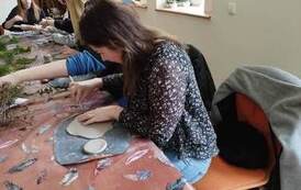 2023.03.30 ZAJĘCIA CERAMICZNE Z KLASĄ I TECHNIKUM ARCHITEKTURY KRAJOBRAZU 8