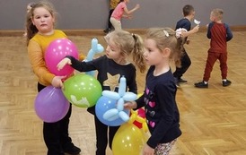 2022.11.07 DZIEŃ POSTACI Z BAJEK- WIZYTA S&Oacute;WEK I MOTYLK&Oacute;W 4