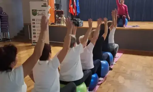 Zdjęcie do 2025.10.29 PODR&Oacute;ŻNICZY KLUB SENIORA  - ZAJĘCIA OG&Oacute;LNOROZWOJOWE 